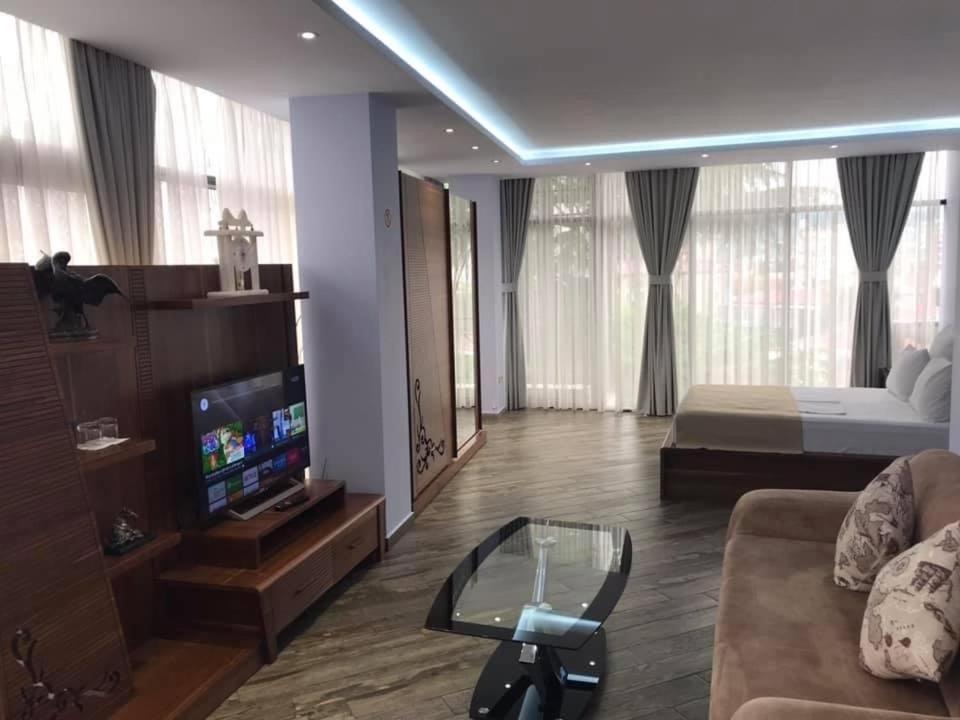 Hotel Light Palace Батумі Екстер'єр фото